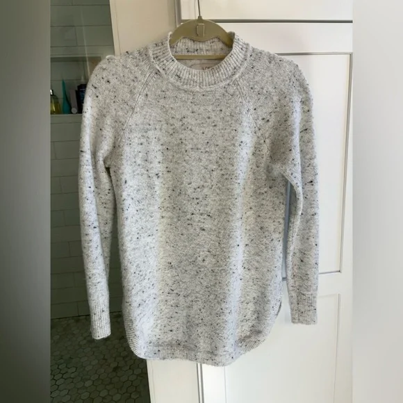 Loft long cozy sweater - white with black/gray speckles - Picture 1 of 6